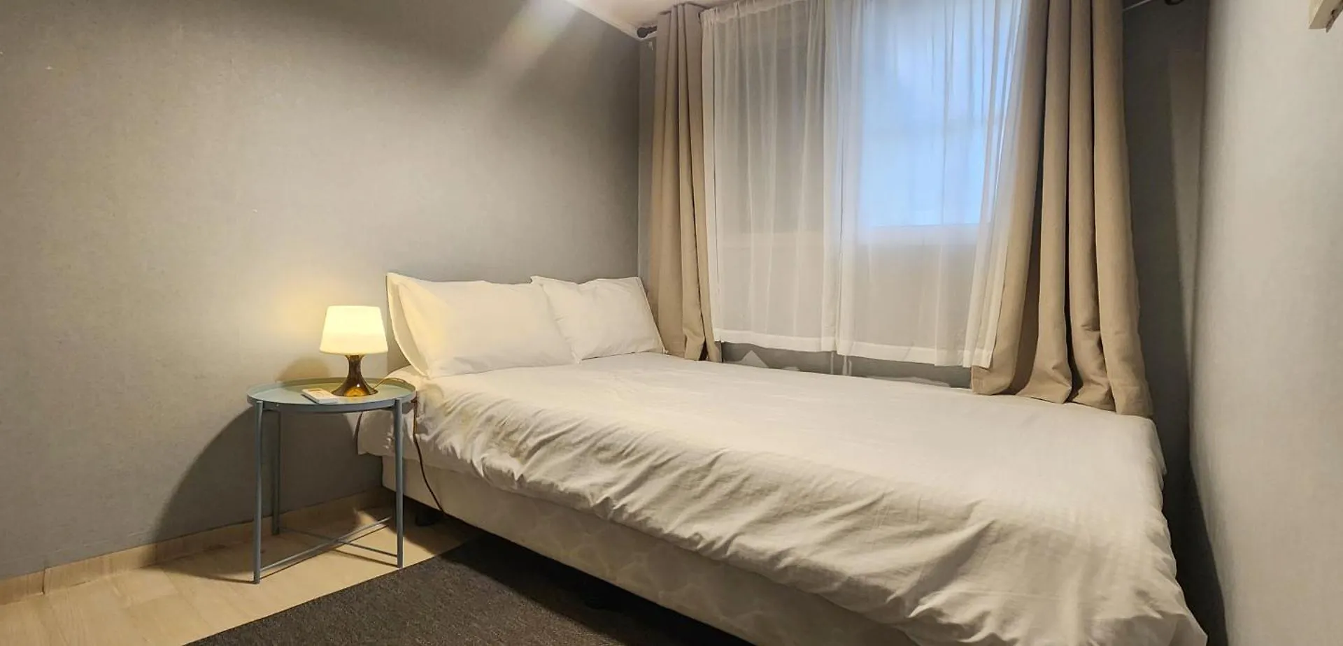 Apartament Z-1 The Art House #Yeontral Park #5Min To Hongdae Stn Seul