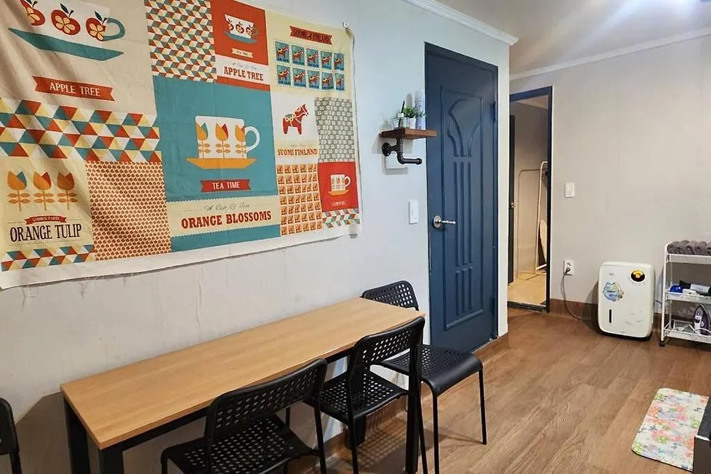 Apartament Z-1 The Art House #Yeontral Park #5Min To Hongdae Stn Seul Korea Południowa